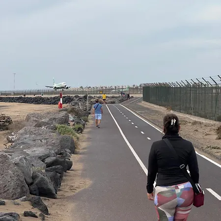 Aeropuerto بلايا هوندا