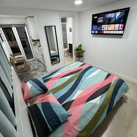 Aeropuerto דירה *